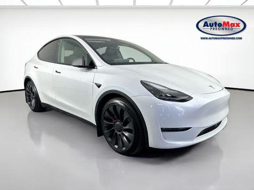 Pearl White Multi-Coat 2023 Tesla Model Y Performance Dual Motor All-Wheel Drive