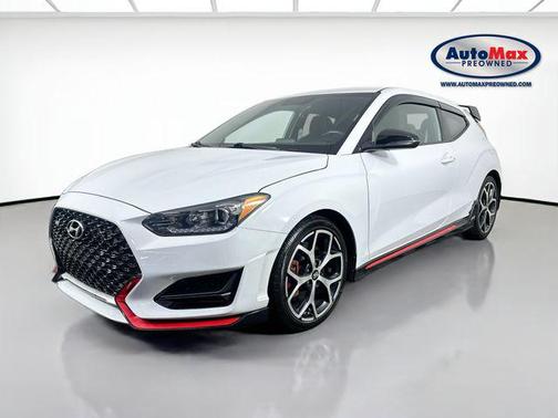 Chalk White 2019 Hyundai Veloster Base