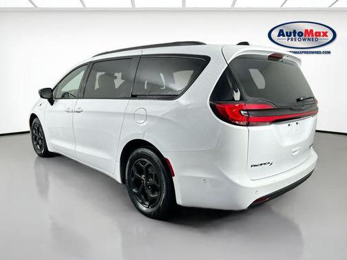2024 Chrysler Pacifica Hybrid Premium S Appearance Pkg