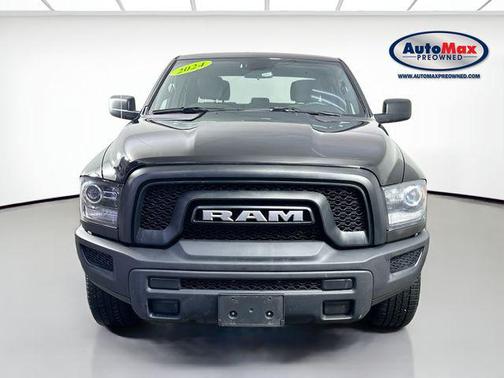 2024 RAM 1500 Classic Warlock Crew Cab 4x4 5'7' Box