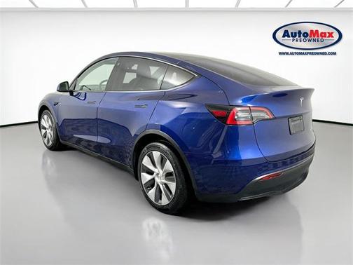 2022 Tesla Model Y Long Range Dual Motor All-Wheel Drive