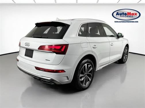 2023 Audi Q5 45 S line Premium Plus