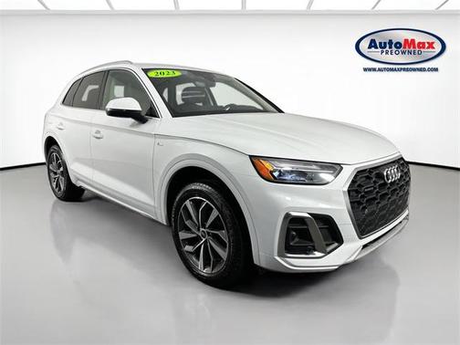 2023 Audi Q5 45 S line Premium Plus