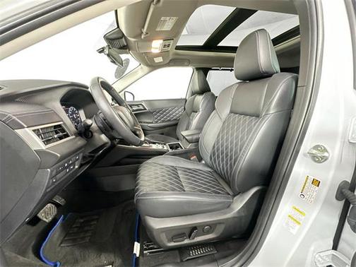 2023 Mitsubishi Outlander PHEV SEL