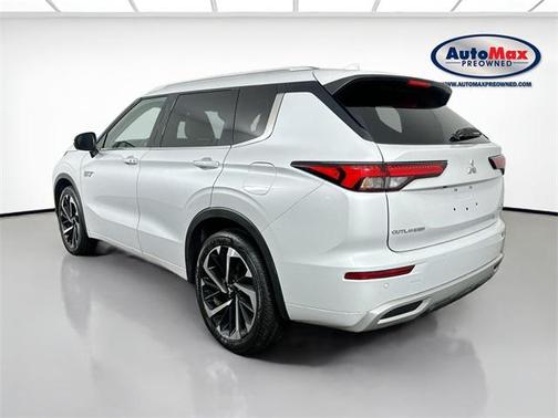 2023 Mitsubishi Outlander PHEV SEL