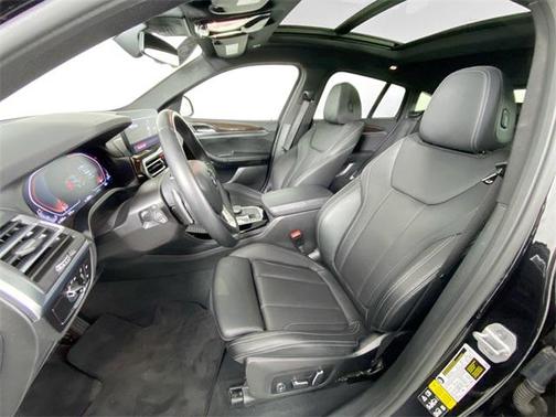 2024 BMW X4 xDrive30i