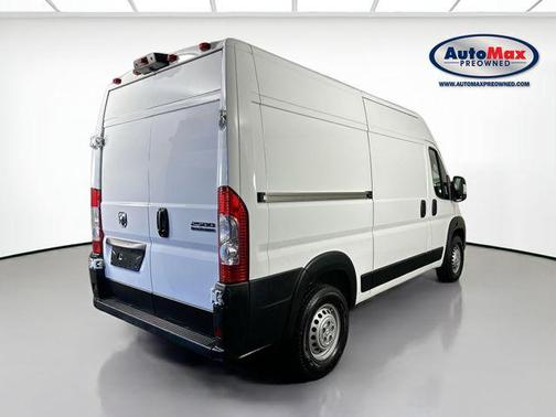 Bright White Clearcoat 2024 RAM ProMaster 2500 Tradesman