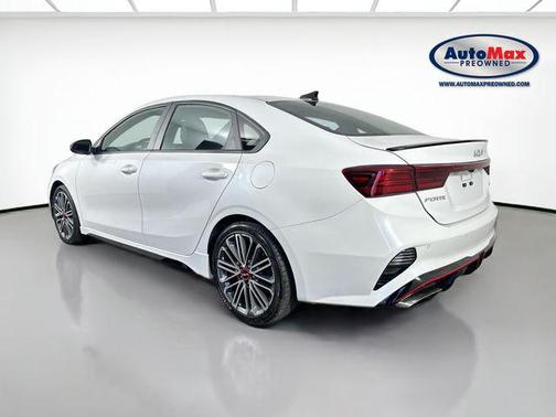 Snow White Pearl 2023 Kia Forte GT