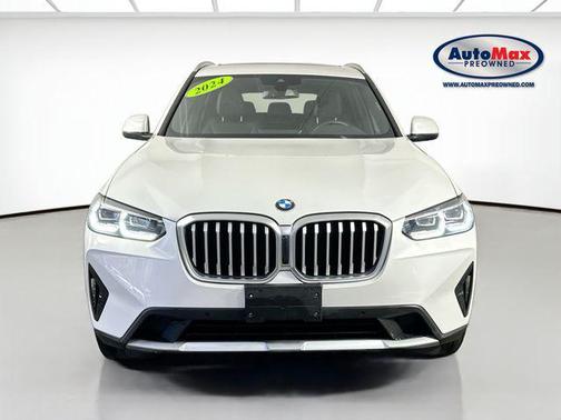 White Metallic 2024 BMW X3 xDrive30i