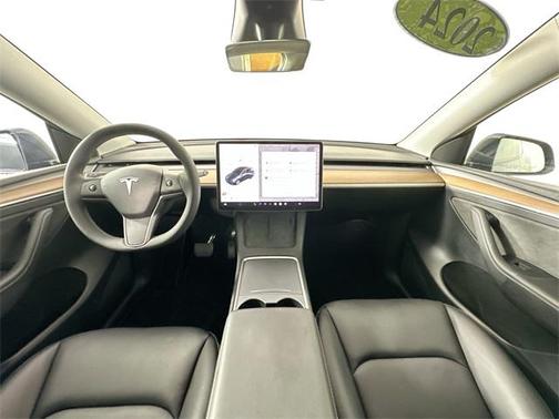 2024 Tesla Model Y Long Range Dual Motor All-Wheel Drive
