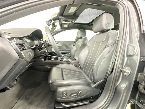 2024 Audi A4 45 S line Premium Plus