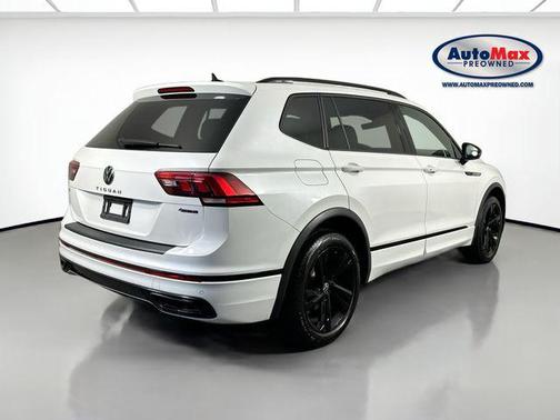 2023 Volkswagen Tiguan 2.0T SE R-Line Black 4MOTION