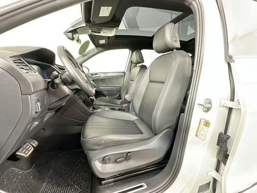 2023 Volkswagen Tiguan 2.0T SE R-Line Black 4MOTION