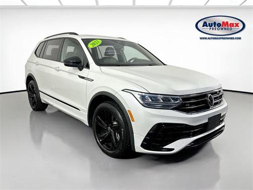 2023 Volkswagen Tiguan 2.0T SE R-Line Black 4MOTION