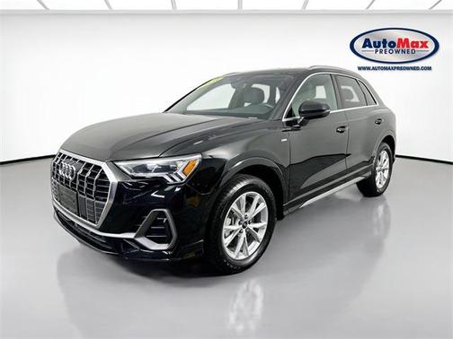 2023 Audi Q3 Premium 45 TFSI S line quattro Tiptronic