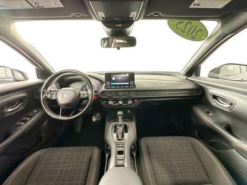 2025 Honda HR-V AWD Sport
