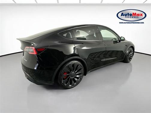2023 Tesla Model Y Performance Dual Motor All-Wheel Drive