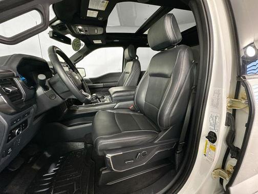 Star White Metallic Tri-Coat 2023 Ford F-150 Lariat