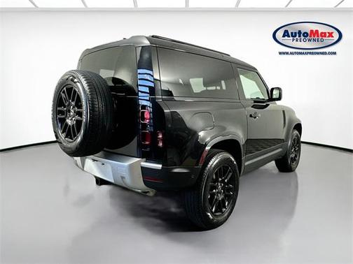 2024 Land Rover Defender 90 P300 S