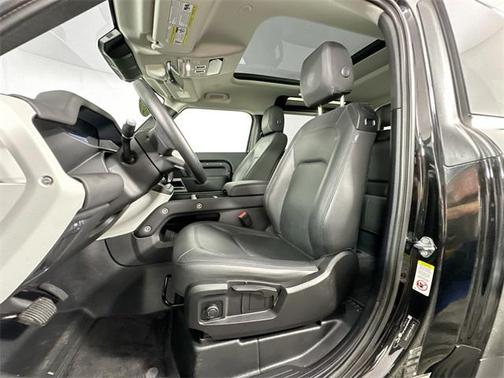2024 Land Rover Defender 90 P300 S