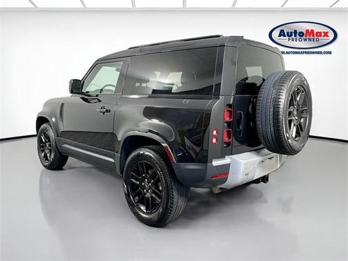 2024 Land Rover Defender 90 P300 S