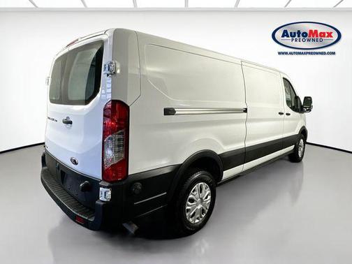 2022 Ford Transit-250 Base