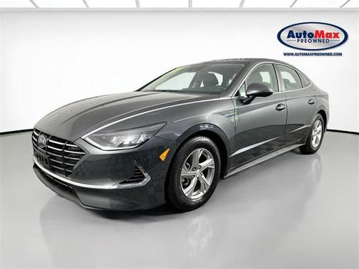 2022 Hyundai SONATA SE