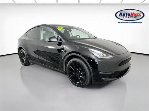 2022 Tesla Model Y Long Range Dual Motor All-Wheel Drive