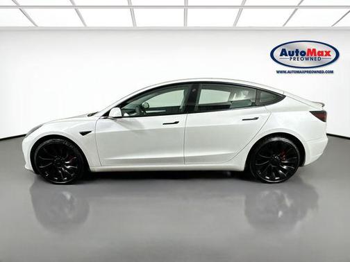 Pearl White Multi-Coat 2021 Tesla Model 3 Performance