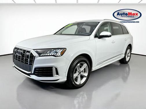 2024 Audi Q7 45 Premium Plus