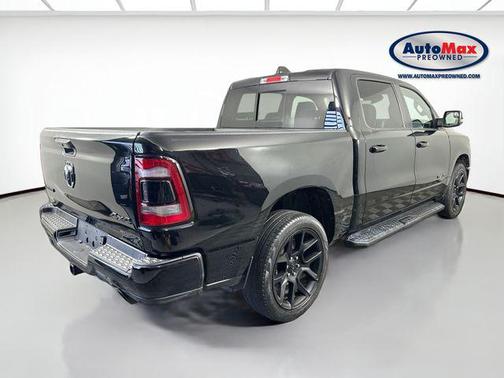 Diamond Black Crystal Pearlcoat 2023 RAM 1500 Laramie