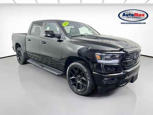 Diamond Black Crystal Pearlcoat 2023 RAM 1500 Laramie