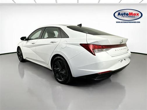 2022 Hyundai ELANTRA HEV Blue