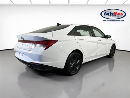 2022 Hyundai ELANTRA HEV Blue