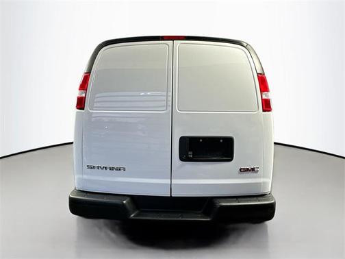 2023 GMC Savana 2500 Work Van