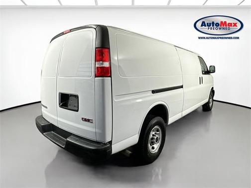 2023 GMC Savana 2500 Work Van