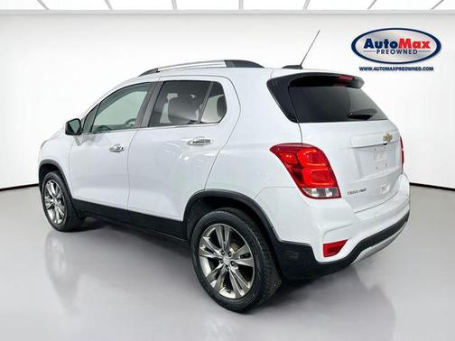 Summit White 2020 Chevrolet Trax LT