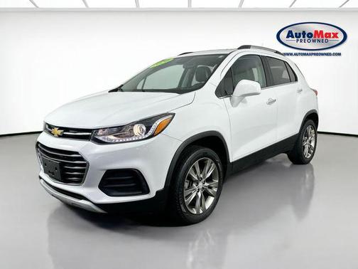 Summit White 2020 Chevrolet Trax LT