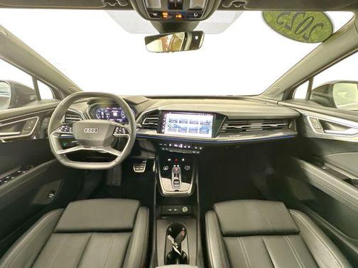 2025 Audi Q4 e-tron Premium Plus 55 quattro