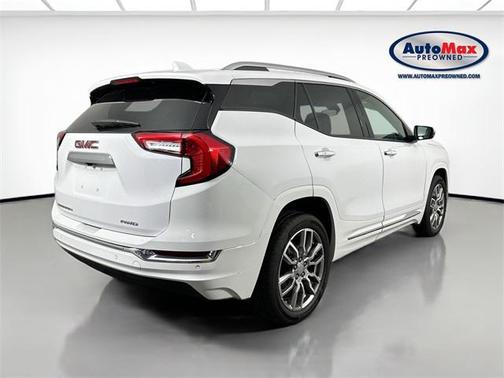 2022 GMC Terrain Denali
