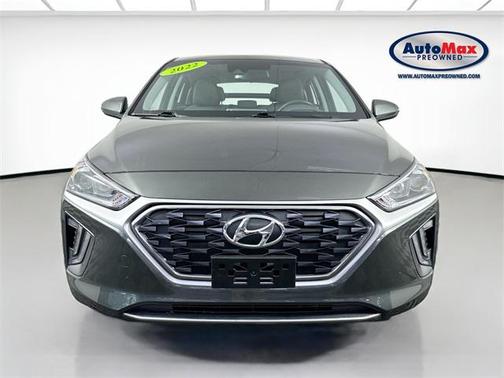 2022 Hyundai IONIQ Hybrid SE