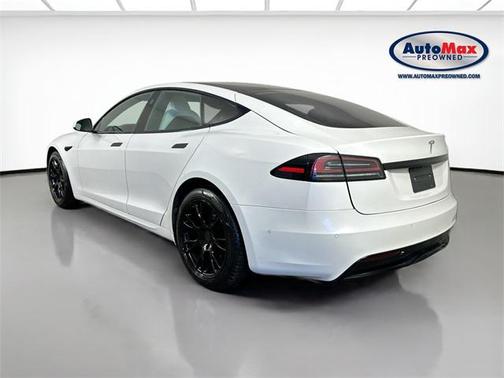 2022 Tesla Model S Base