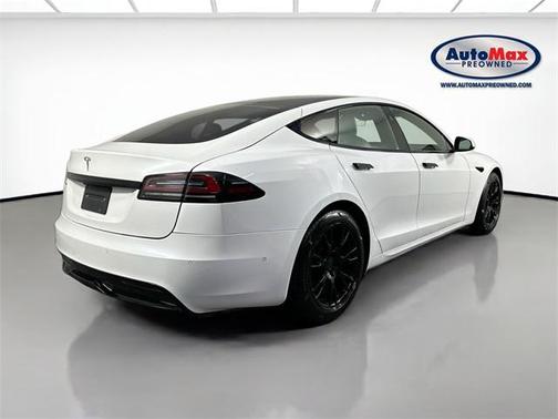 2022 Tesla Model S Base