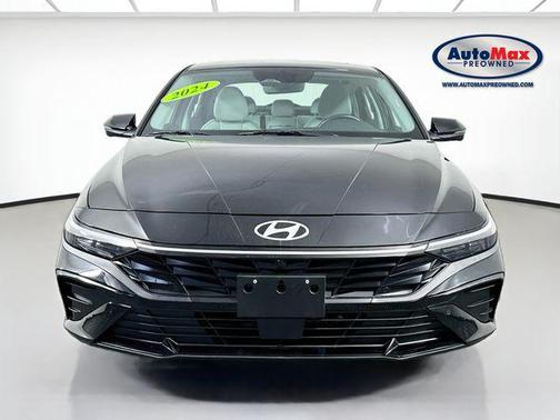 Abyss Black 2024 Hyundai ELANTRA Limited