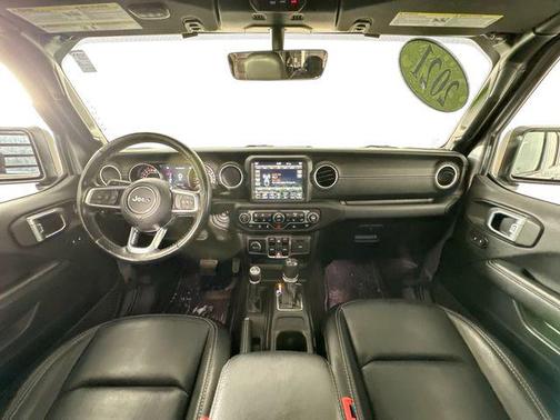 Billet Silver Metallic Clearcoat 2021 Jeep Gladiator Overland