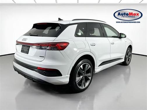 2023 Audi Q4 e-tron Premium Plus 50 quattro