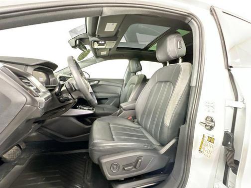 2023 Audi Q4 e-tron Premium Plus 50 quattro