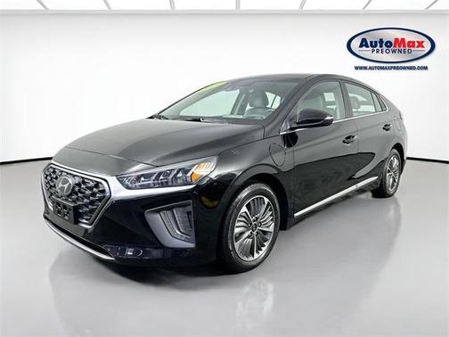 2022 Hyundai IONIQ Plug-In Hybrid SEL