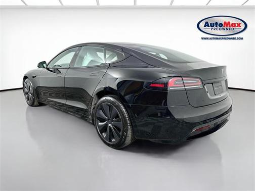 2022 Tesla Model S Base