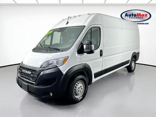 Bright White Clearcoat 2025 RAM ProMaster 2500 Tradesman